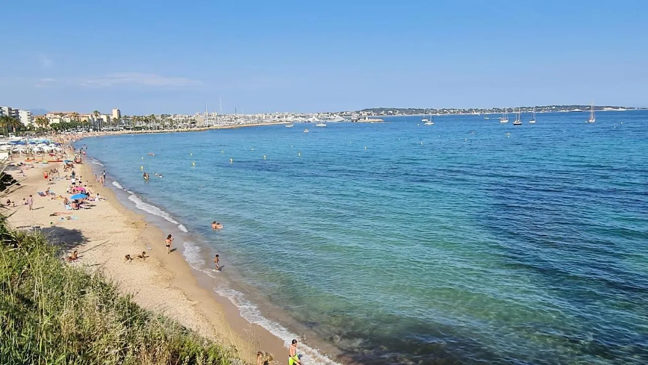 Appartement Golfe Juan Studio à Vallauris France