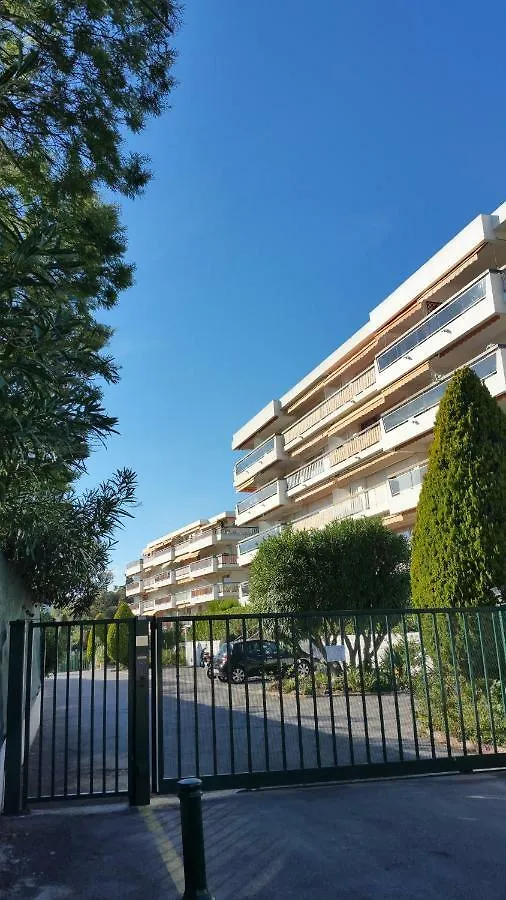 Appartement Golfe Juan Studio à Vallauris France